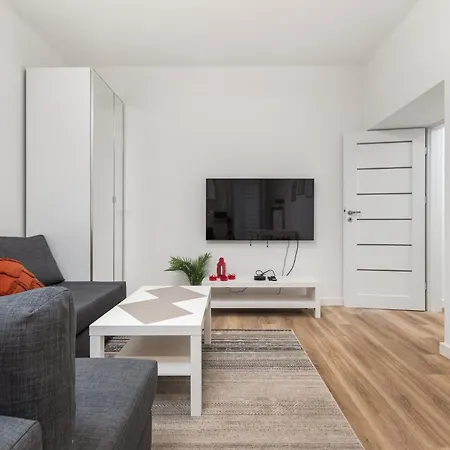 Oczapowskiego 2 By Homeprime Apartment